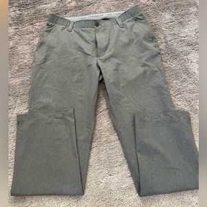 - Under armour pants